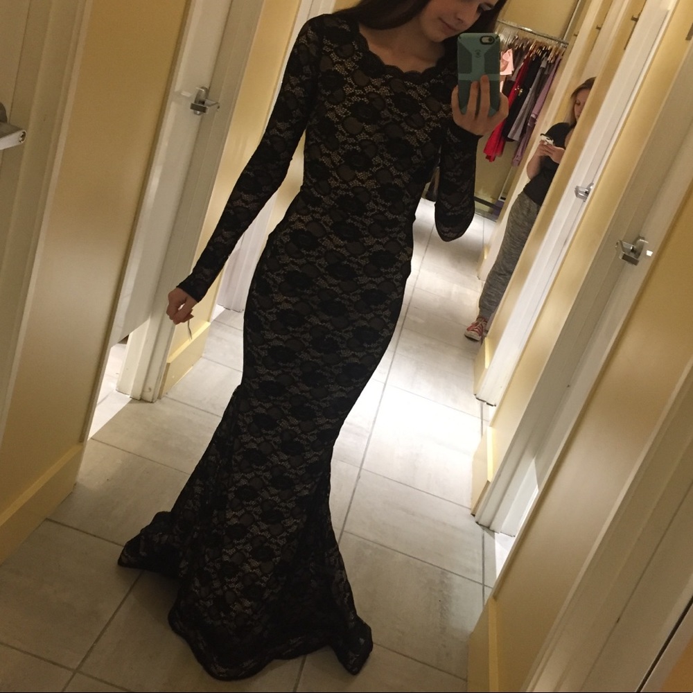 Black Lace Long Sleeved Gown